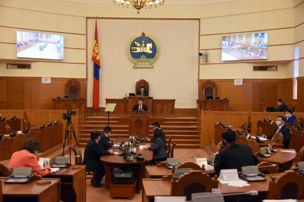 “Алсын хараа-2050” Монгол Улсын урт хугацааны хөгжлийн үзэл баримтлал батлах тухай УИХ-ын тогтоолын төслийг анхны хэлэлцүүлэгт шилжүүллээ