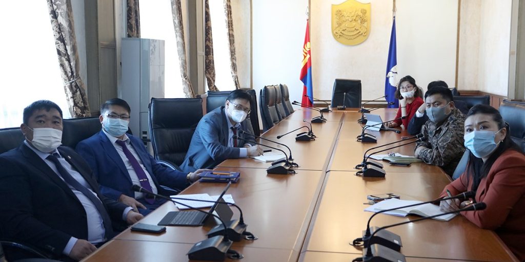 Засаг захиргаа, нутаг дэвсгэрийн нэгж, түүний удирдлагын тухай хуулийг танилцууллаа