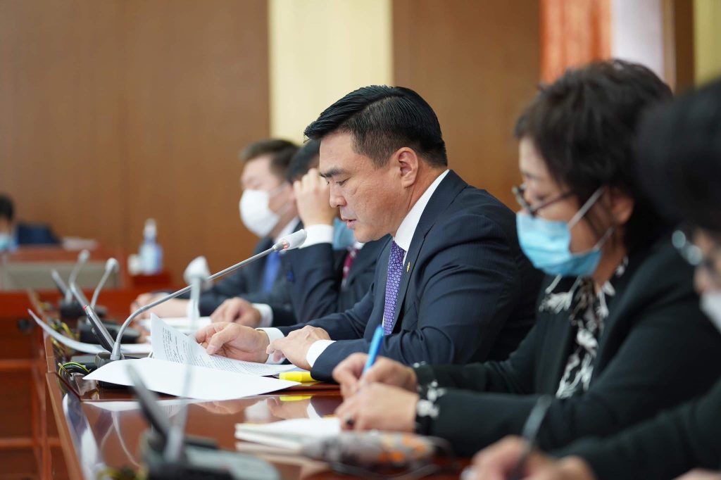 Газрын тос боловсруулах үйлдвэрийн бүтээн байгуулалтын явцын талаарх УИХ-ын гишүүний асуулгад хариулт өглөө