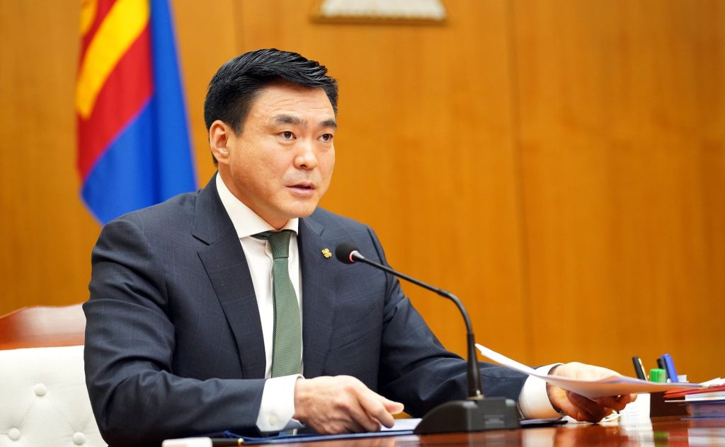 “Эрдэнэт медипас” эмнэлгийн үнэгүй авсан хувьчлалыг цуцалж, бүсийн оношилгоо эмчилгээний төв болгоно