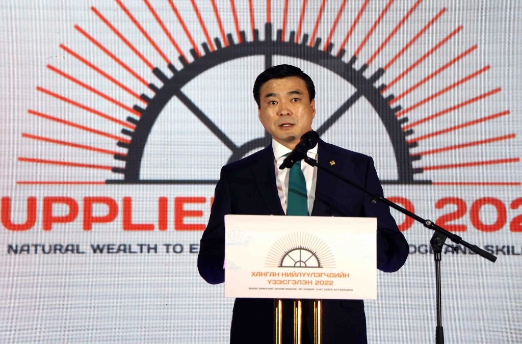 С.Амарсайхан: Уул уурхайн салбарын эрх зүйн орчныг шинэчлэхдээ нийгэм, эдийн засаг, байгаль экологийн үр дагавруудыг сайтар тооцох ёстой