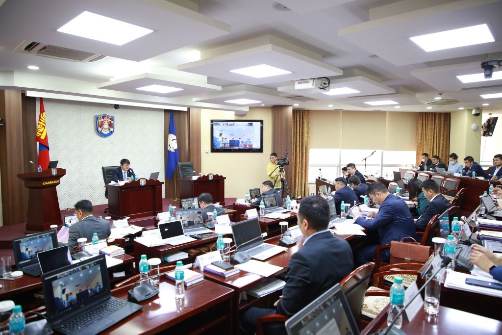 “Зорчигч тээврийн нэгтгэл” болон “Зорчигч тээвэр III”-ын ажилтнуудын нийгмийн даатгалын хуримтлагдсан өр төлбөрийг барагдуулна