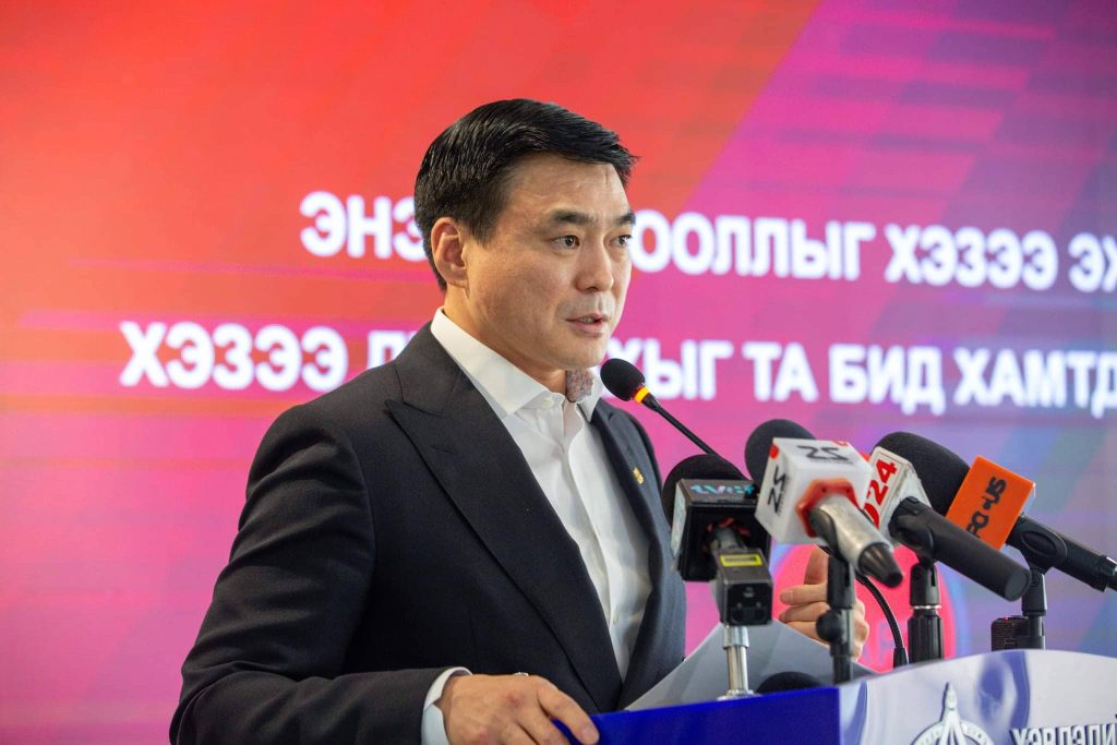 С.Амарсайхан: Хөгжлийн асуудал стандартгүй, Стандартын асуудал хяналтгүй байна