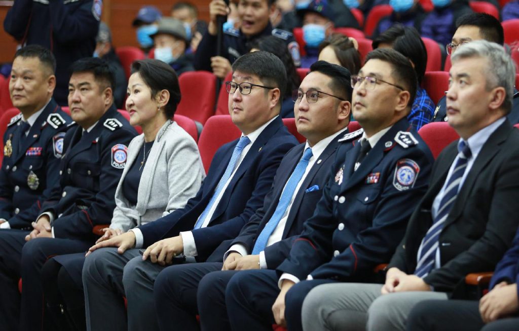 “Итгэл” төслийн хүрээнд иргэд сайн дураараа хорт зуршлаас татгалзах хөтөлбөрт хамрагдлаа