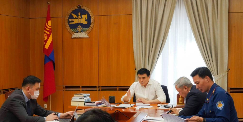 Отрын зургаан чиглэлд 9.5 сая мал өвөлжихөөр тооцоолон бэлтгэл хангаж байна