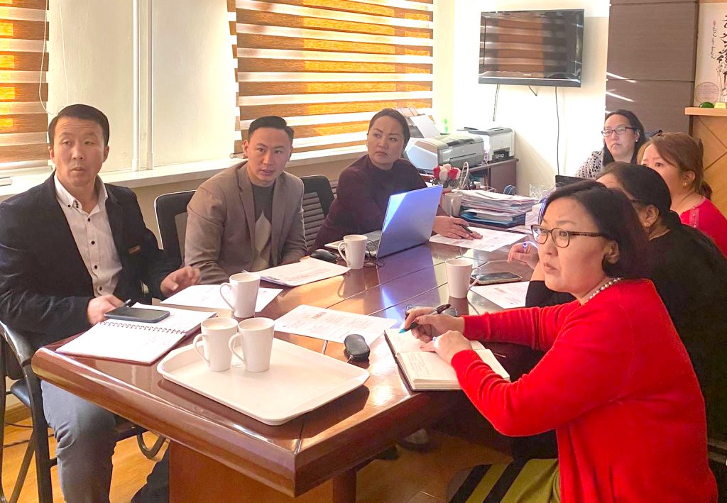 Хөгжлийн бэрхшээлтэй хүүхдийг боловсролд тэгш хамруулахад туслалцаа үзүүлэх “дэмжлэгийн баг”-т мэргэжил, арга зүйн зөвлөгөө өгч ажиллалаа