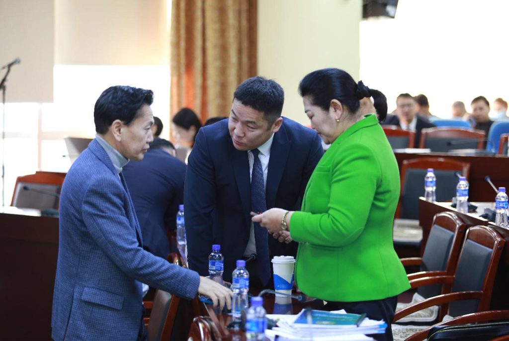 Хот байгуулалт, дэд бүтцийн хороогоор нийслэлийн 2023 оны төсвийн төслийг хэлэлцлээ