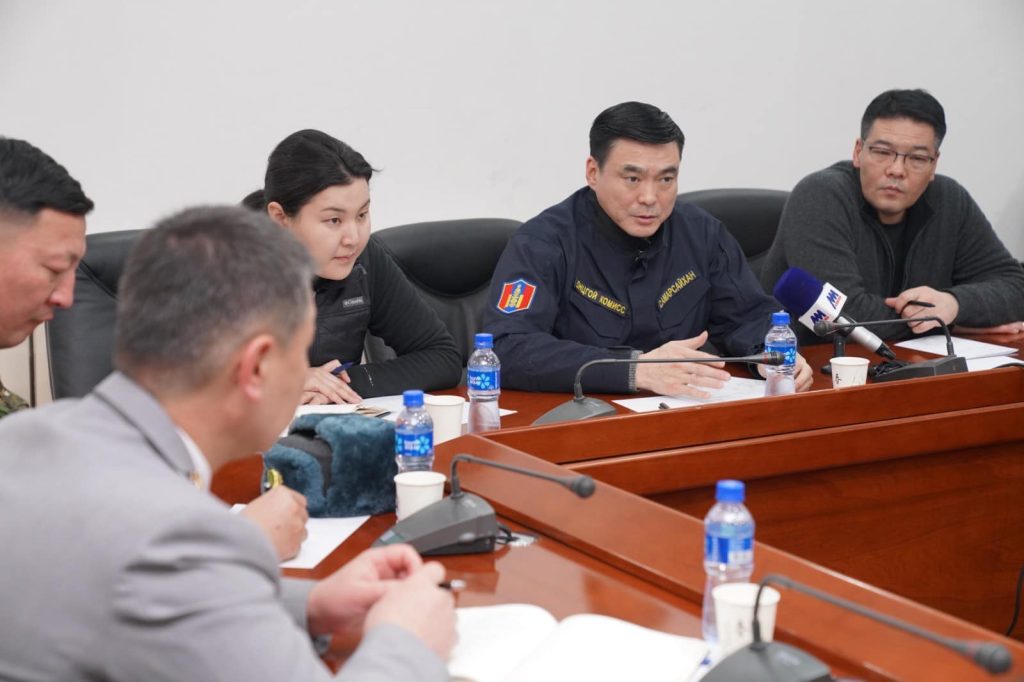 Булган боомтыг Бямба, Ням гарагт ажиллуулна