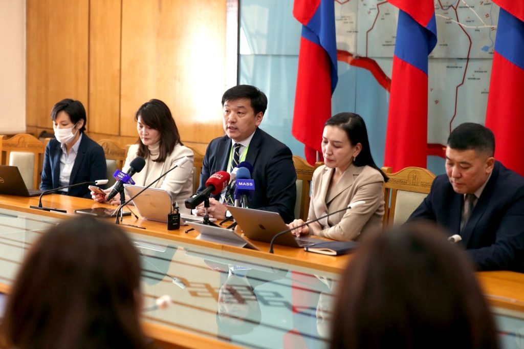 “Эрдэнэс Монгол” ХХК-ийн нээлттэй сонгон шалгаруулалтын сорил шалгалтад 2407 иргэн оролцоно