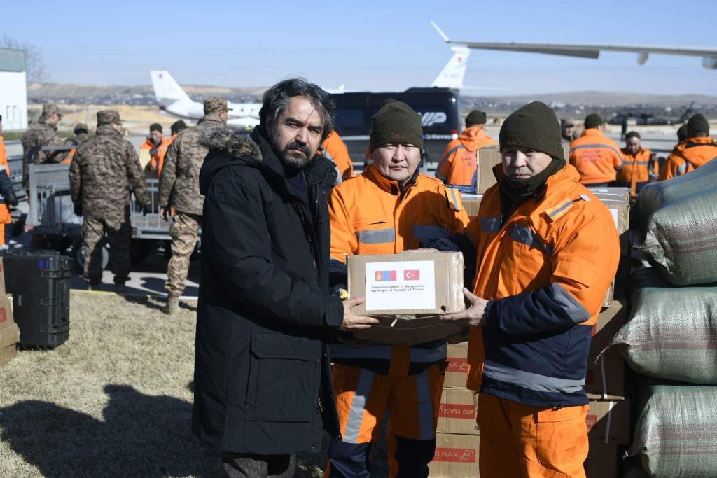 ХҮМҮҮНЛЭГИЙН ТУСЛАМЖИЙГ ХҮЛЭЭЛГЭН ӨГЛӨӨ