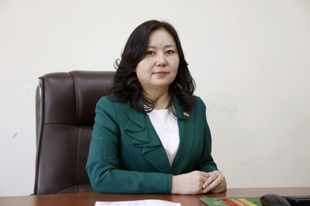 Б.Алимаа: 100 жилийн өмнө төгрөгийг гүйлгээнд гаргасан нь улсын тусгаар тогтнолын дайтай үнэ цэнтэй юм